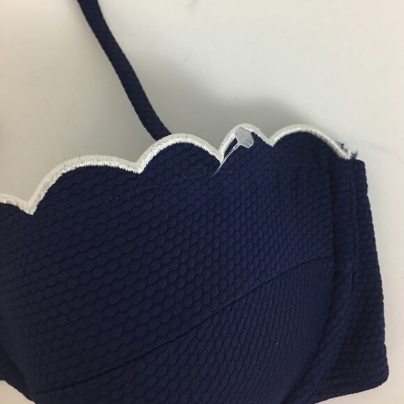 ❗️$5 CLEARANCE ❗️RARE Top shop scallop navy blue bikini HTF size 4 & 12 - Picture 7 of 8